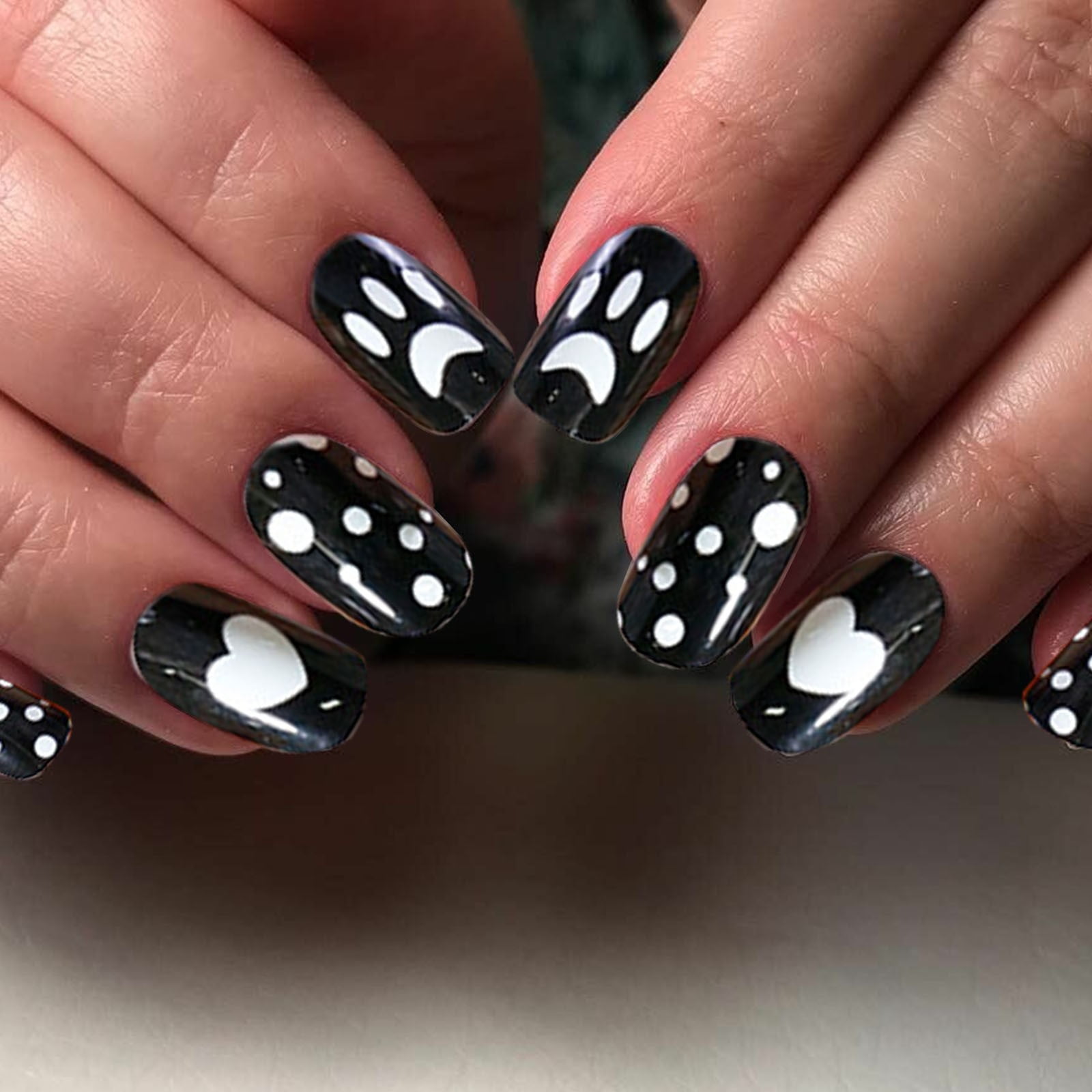 32 Magical Disney-Inspired Nail Designs to Wear in 2022 - Uptown Girl